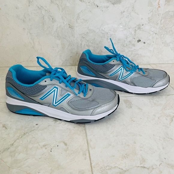 NEW BALANCE {10.5} Running Shoe 1540v3 Gray and Blue - Picture 6 of 12